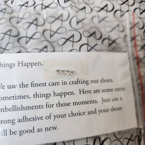 Adrianna Papell Silver Mesh Peep-Toe Heels with Rhinestones Size 8.5 - Picture 13 of 13